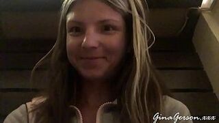 Посетите специальное кафе с другом - порно видео